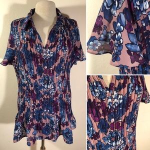 [Only Necessities] 💓 floral blouse w ruffles 1X